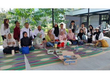 Rumah Sahabat Ibu dan Anak di Kampung Ilmu